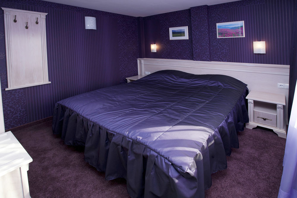 Otel Aris